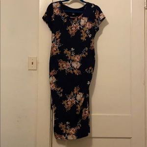 Maternity bodycon dress.